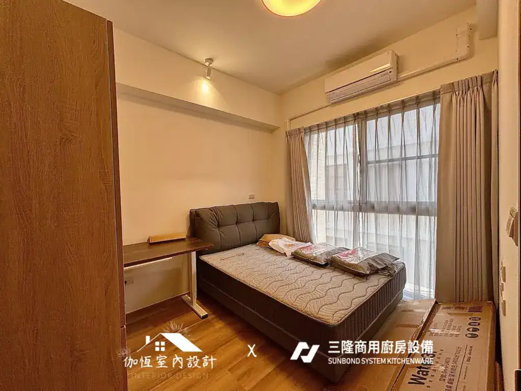 溫韾的臥室與含有大量的儲存空間